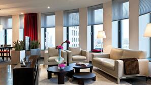 Egyptian cotton sheets, premium bedding, minibar, in-room safe