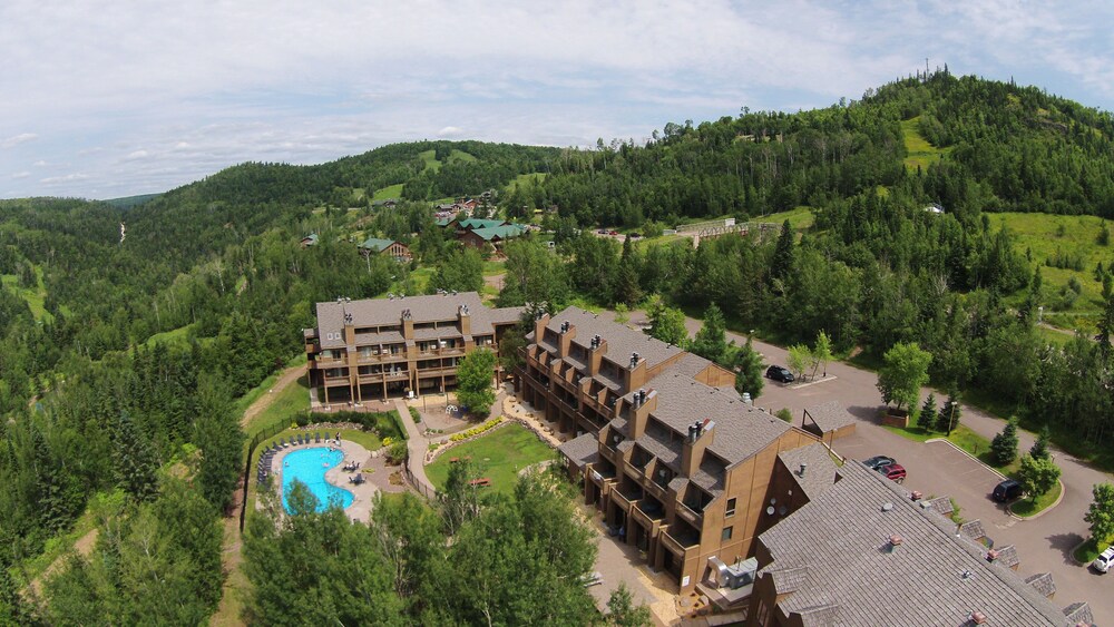 Caribou Highlands Lodge in Lutsen | Best Rates & Deals on Orbitz