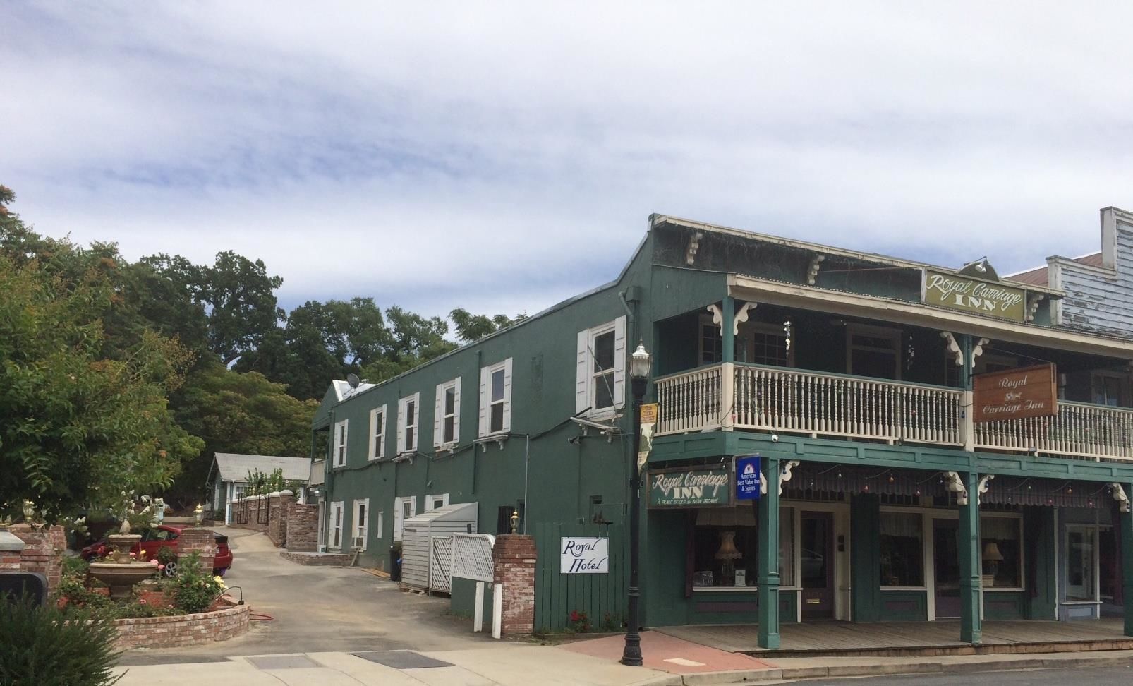 Americas Best Value Inn Royal Carriage in Jamestown, United States