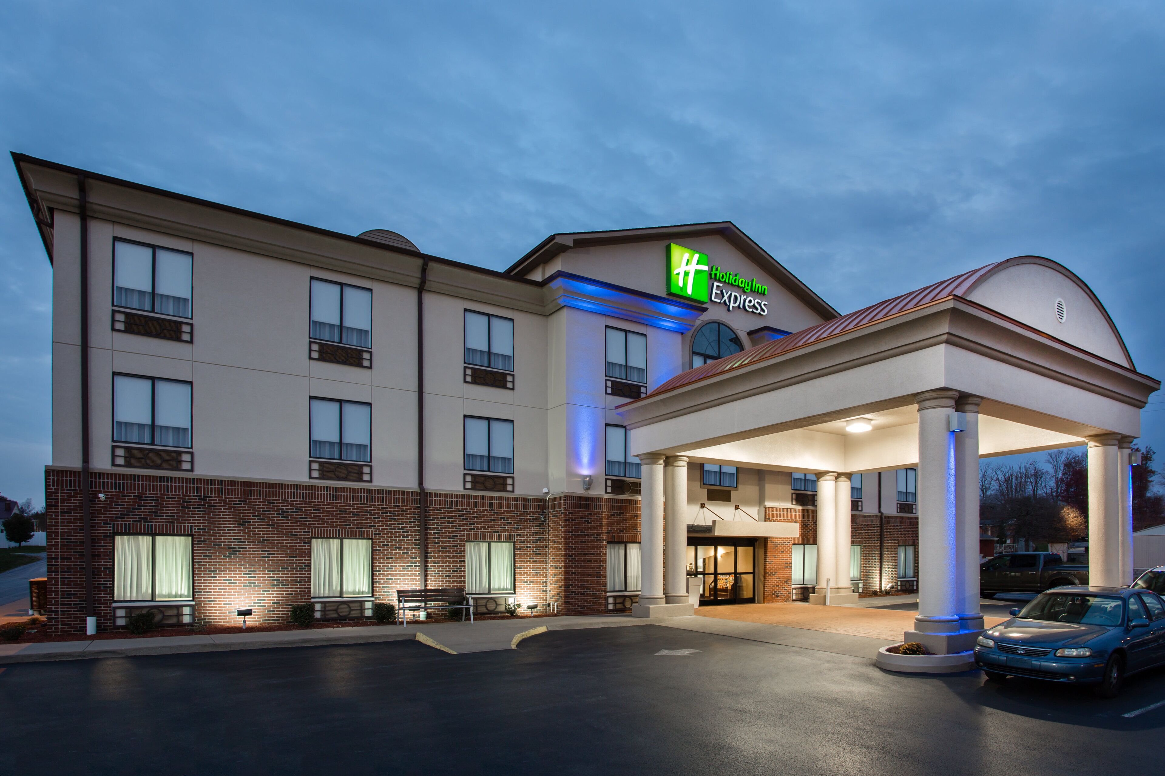 Fairfield Inn Suites By Marriott Lewisburg In Lewisburg Wv Expedia