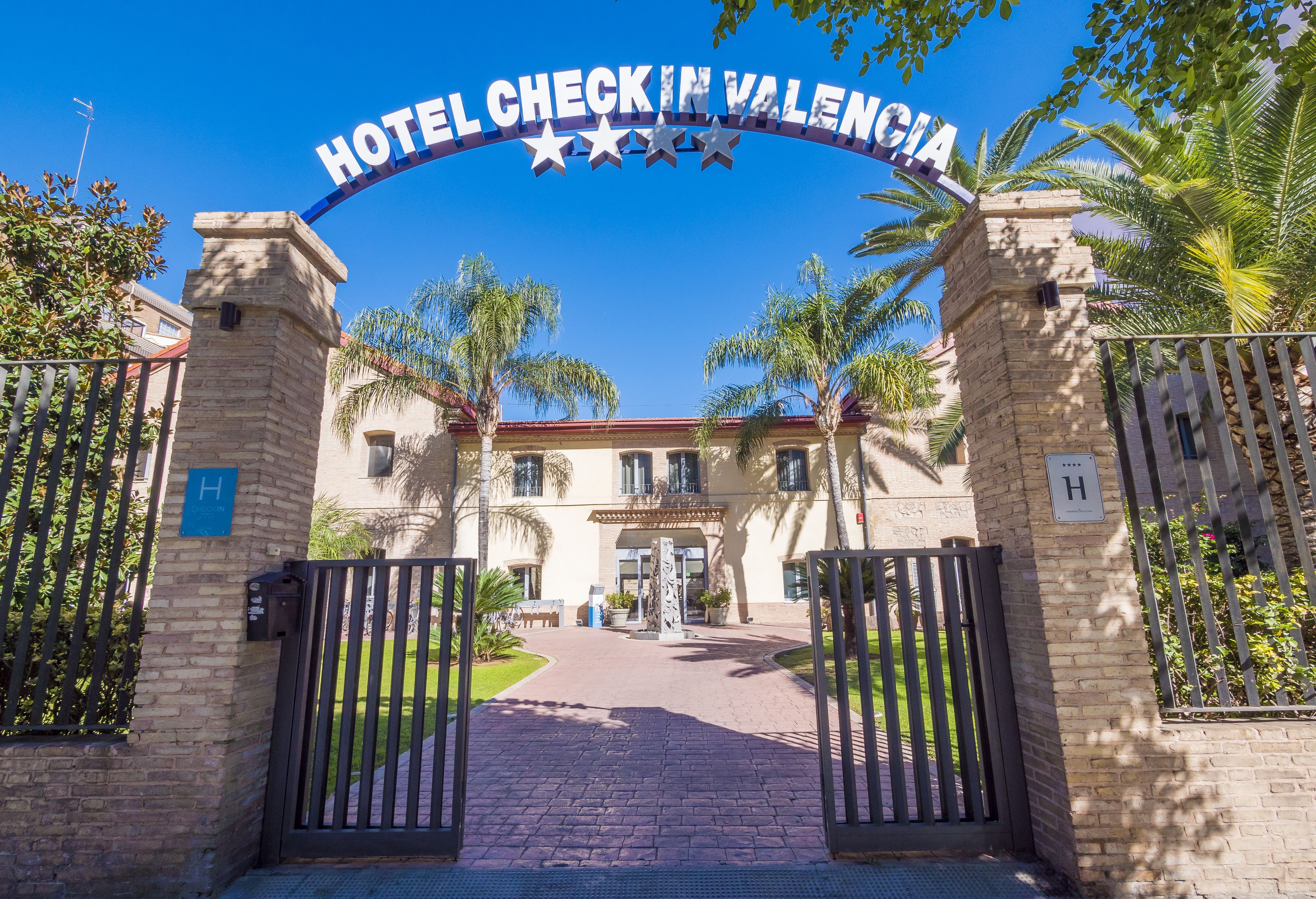 Hotel Checkin Valencia in Valencia, United States