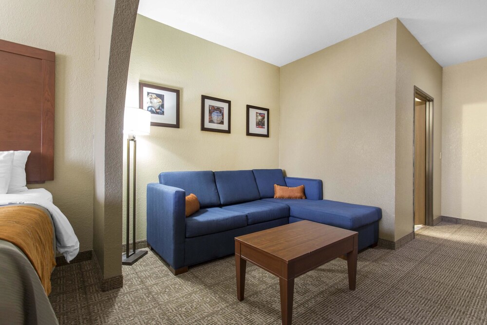 Comfort Inn & Suites Deming