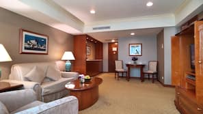In-room safe, desk, laptop workspace, blackout drapes