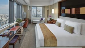 Premium bedding, minibar, in-room safe, desk