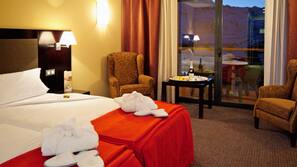 Minibar, in-room safe, desk, free cots/infant beds