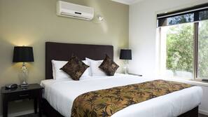 Premium bedding, minibar, in-room safe, desk