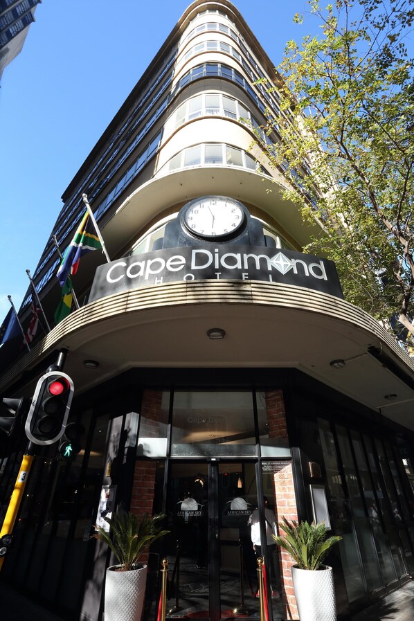Cape Diamond Boutique Hotel (Cape Town, South Africa), Cape Town hotel ...