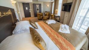 Premium bedding, in-room safe, soundproofing, free WiFi