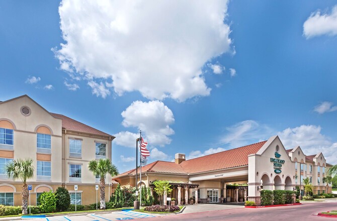 hilton hotels in livingston tx