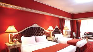 Hypo-allergenic bedding, minibar, in-room safe, desk