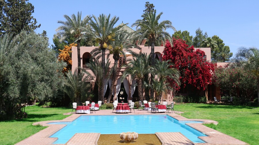 Dar Ayniwen Garden Hotel & Bird Zoo