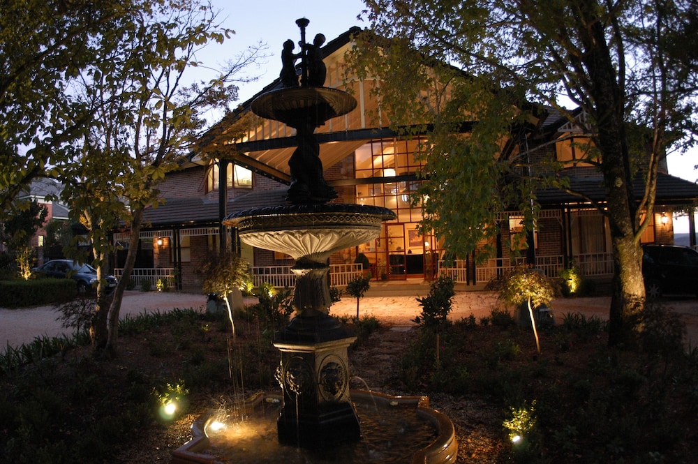Echoes Boutique Hotel and Restaurant