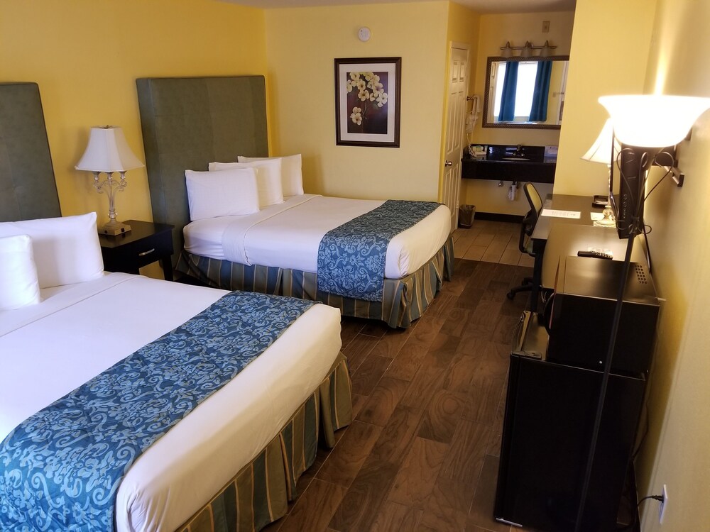 Room, Shining Light Inn & Suites