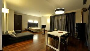 Minibar, bureau, chambres insonorisées