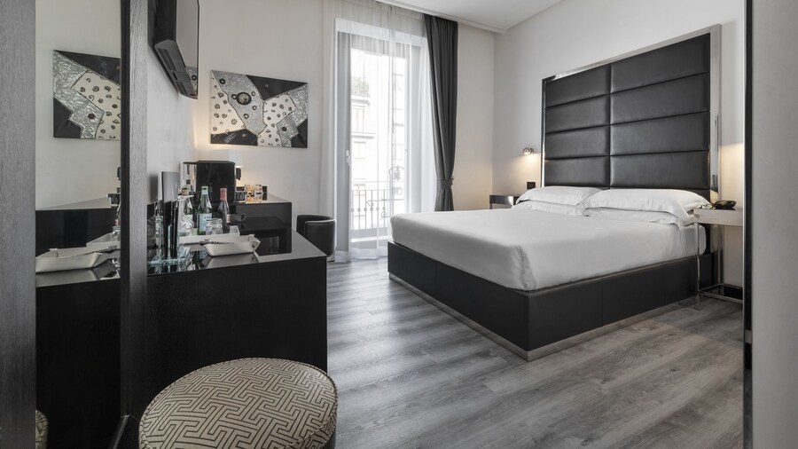 LHP Hotel Napoleon