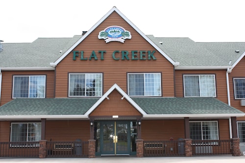 Great Place to stay Flat Creek Lodge near Hayward 