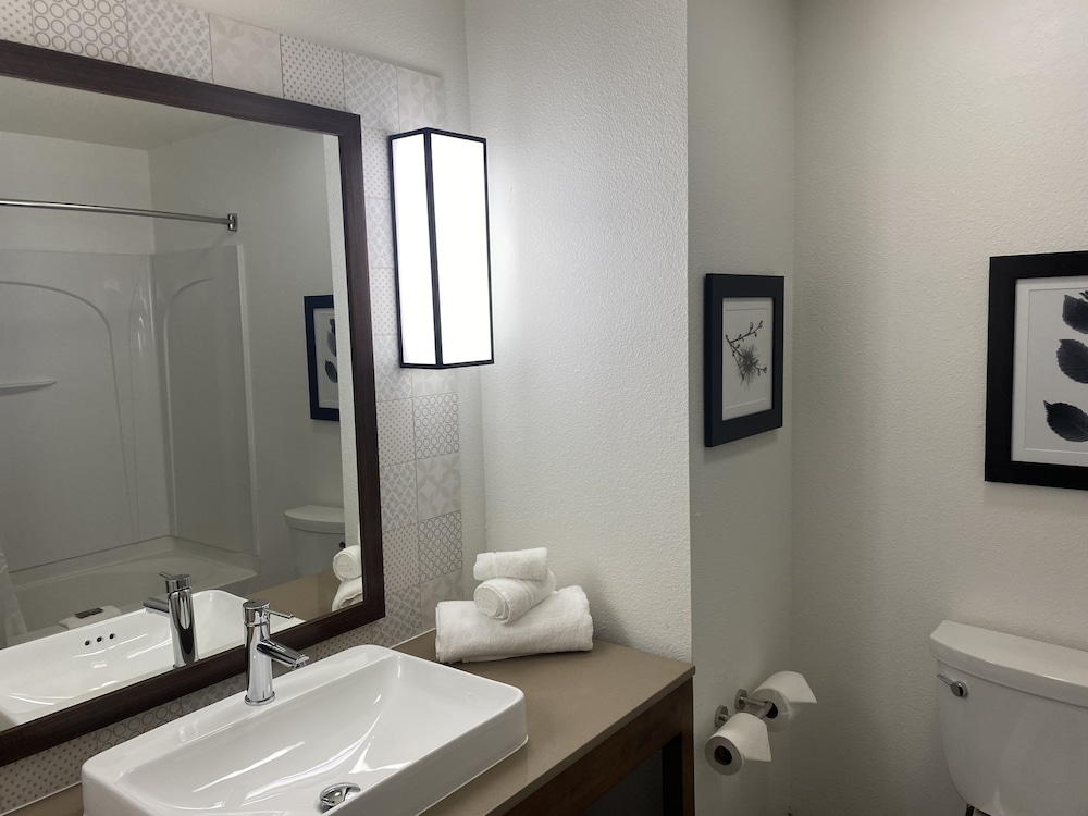 Country Inn & Suites by Radisson, Tampa RJ Stadium