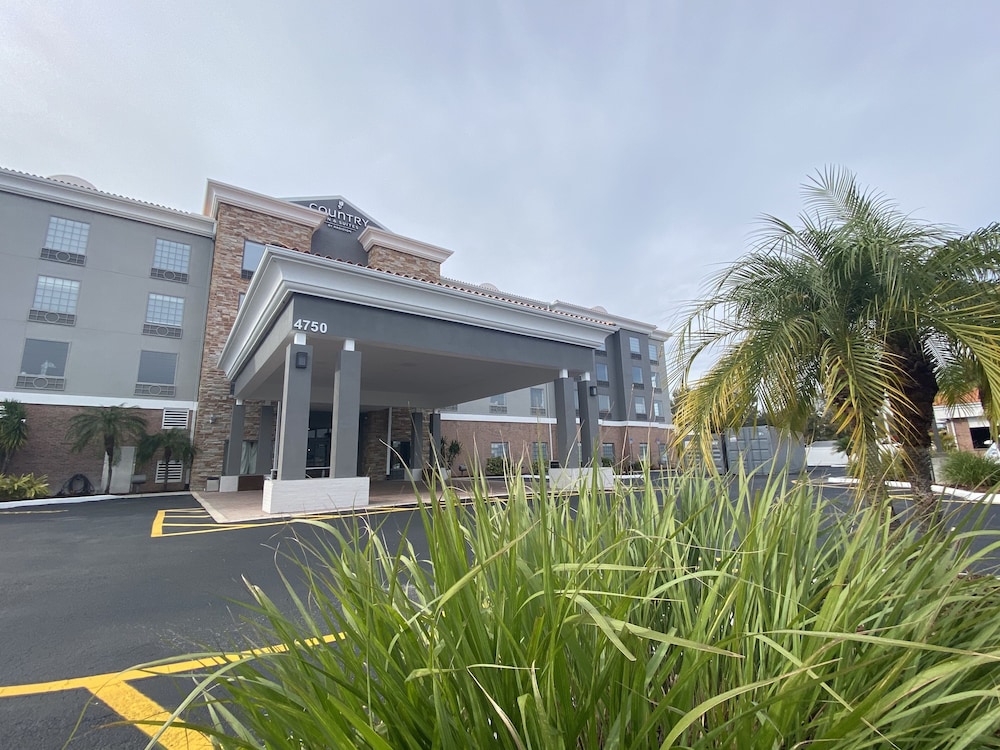 Country Inn & Suites by Radisson, Tampa RJ Stadium