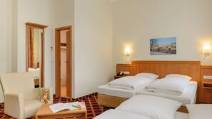 Premium bedding, down duvet, in-room safe, desk