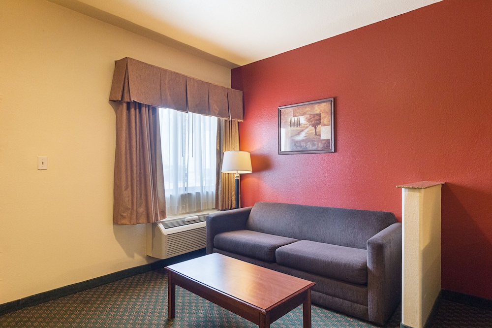 Lone Star Inn & Suites