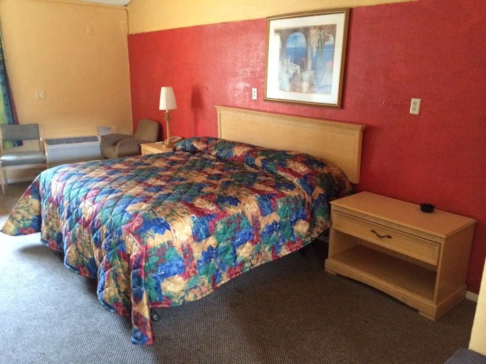 Host Inn 2018 Room Prices 55 Deals Reviews Expedia Exterior Featured Image Guestroom