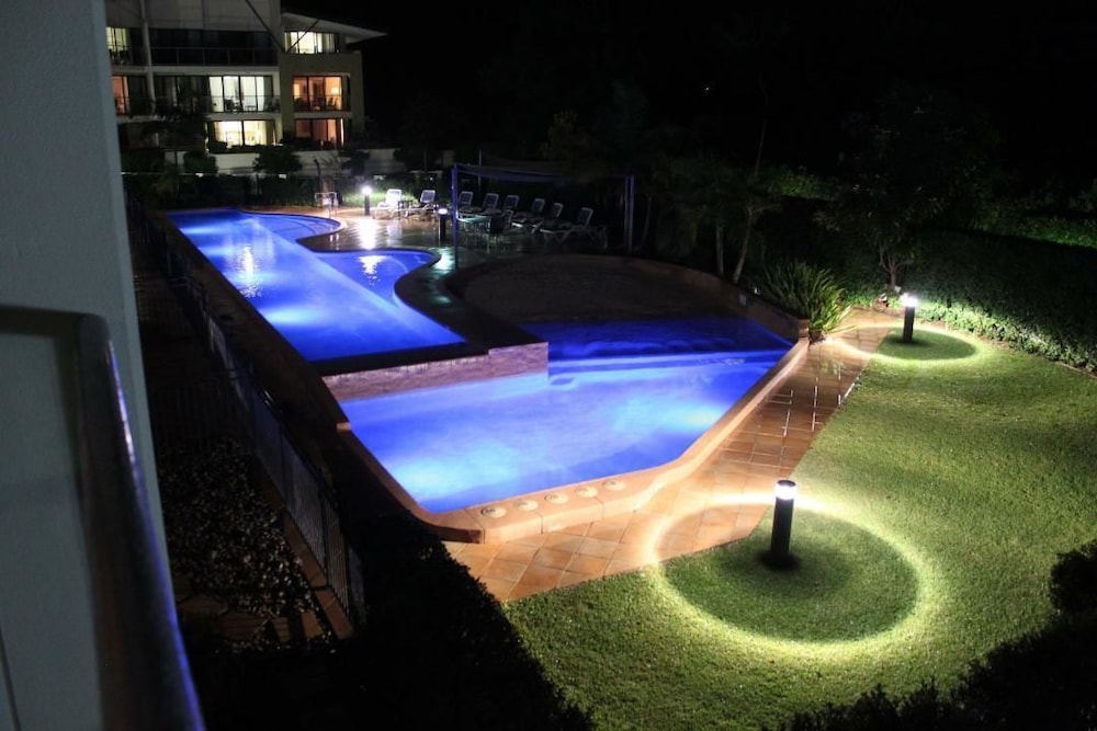 Boathouse Resort Tea Gardens