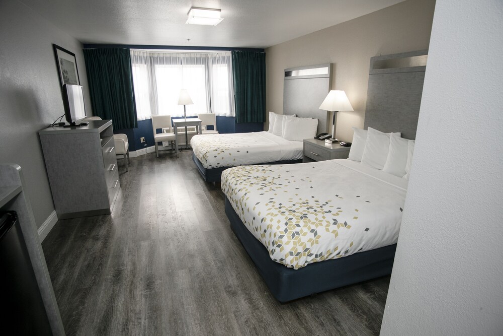 Anchor Beach Inn Eureka Usa Best Price Guarantee Lastminute