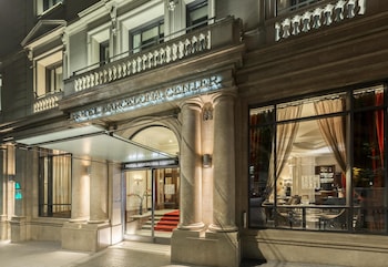 book flight and hotel