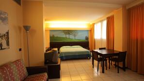 Minibar, cassaforte in camera, con arredamento individuale