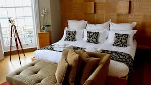 Egyptian cotton sheets, premium bedding, Select Comfort beds, desk