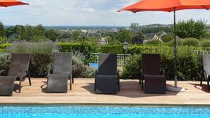 Piscine extérieure (ouverte en saison)