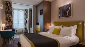 Premium bedding, pillow-top beds, in-room safe, desk