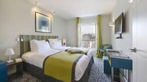 Premium bedding, pillow-top beds, in-room safe, desk