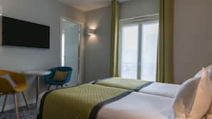 Premium bedding, pillow-top beds, in-room safe, desk