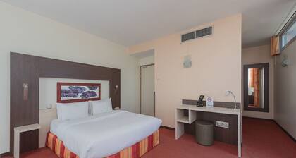 Hostellerie Saint Vincent Beauvais Aéroport
