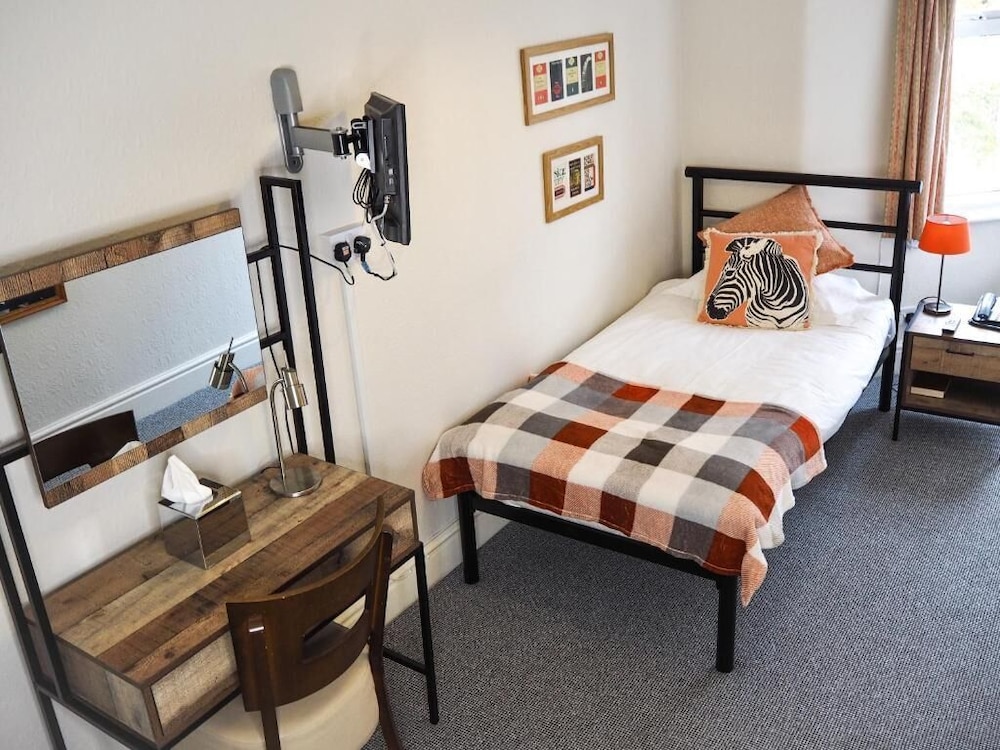 Hayward’s at the Grasmere