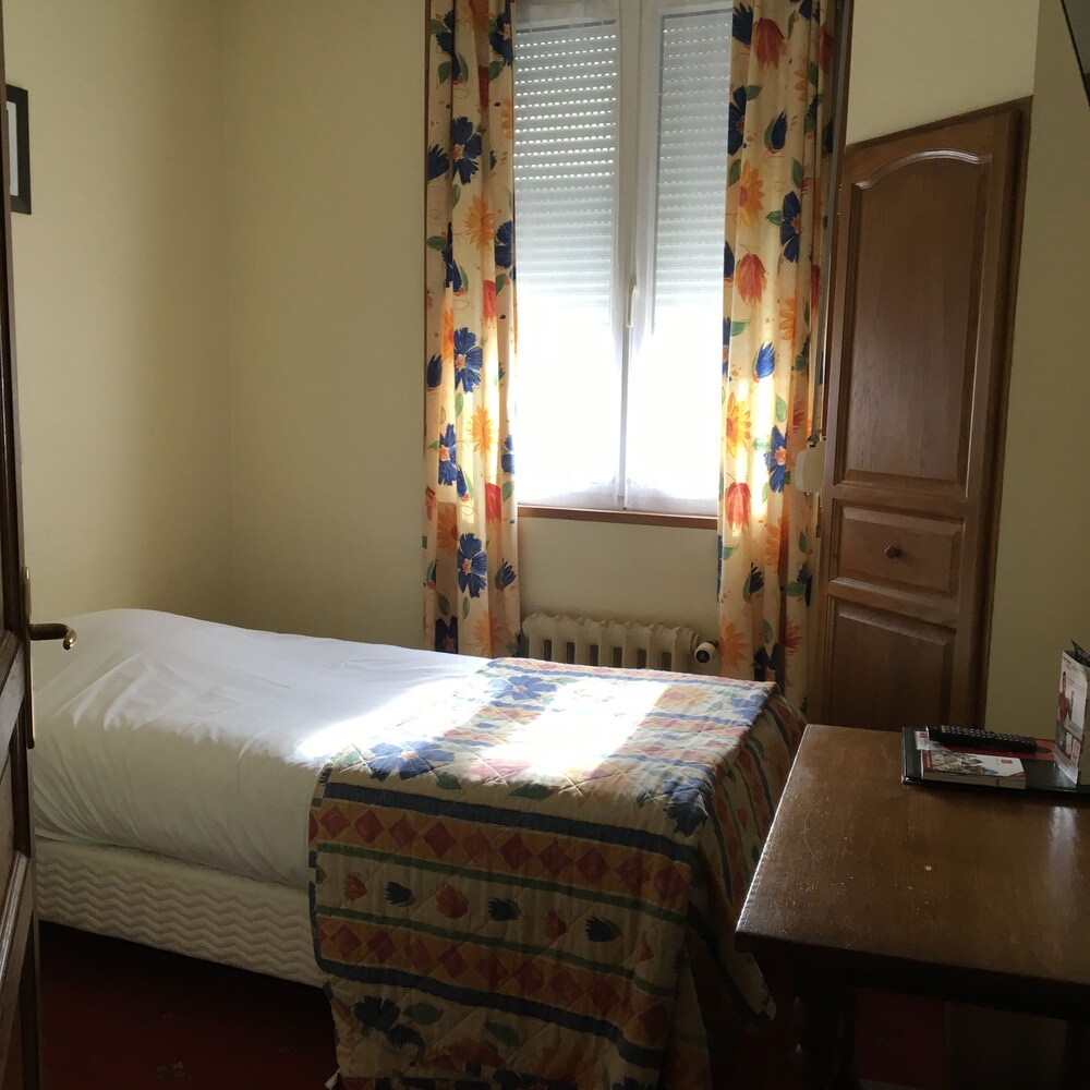 Hotel Le Florence A Saint Quentin Hotel Le Florence A Saint Quentin