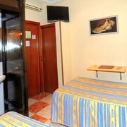 Plaza Dort Rooms Madrid Plaza Dort Rooms Madrid