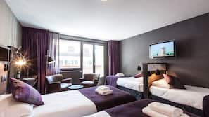In-room safe, desk, free WiFi, wheelchair access