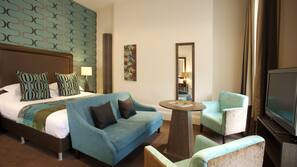 In-room safe, individually decorated, individually furnished, desk