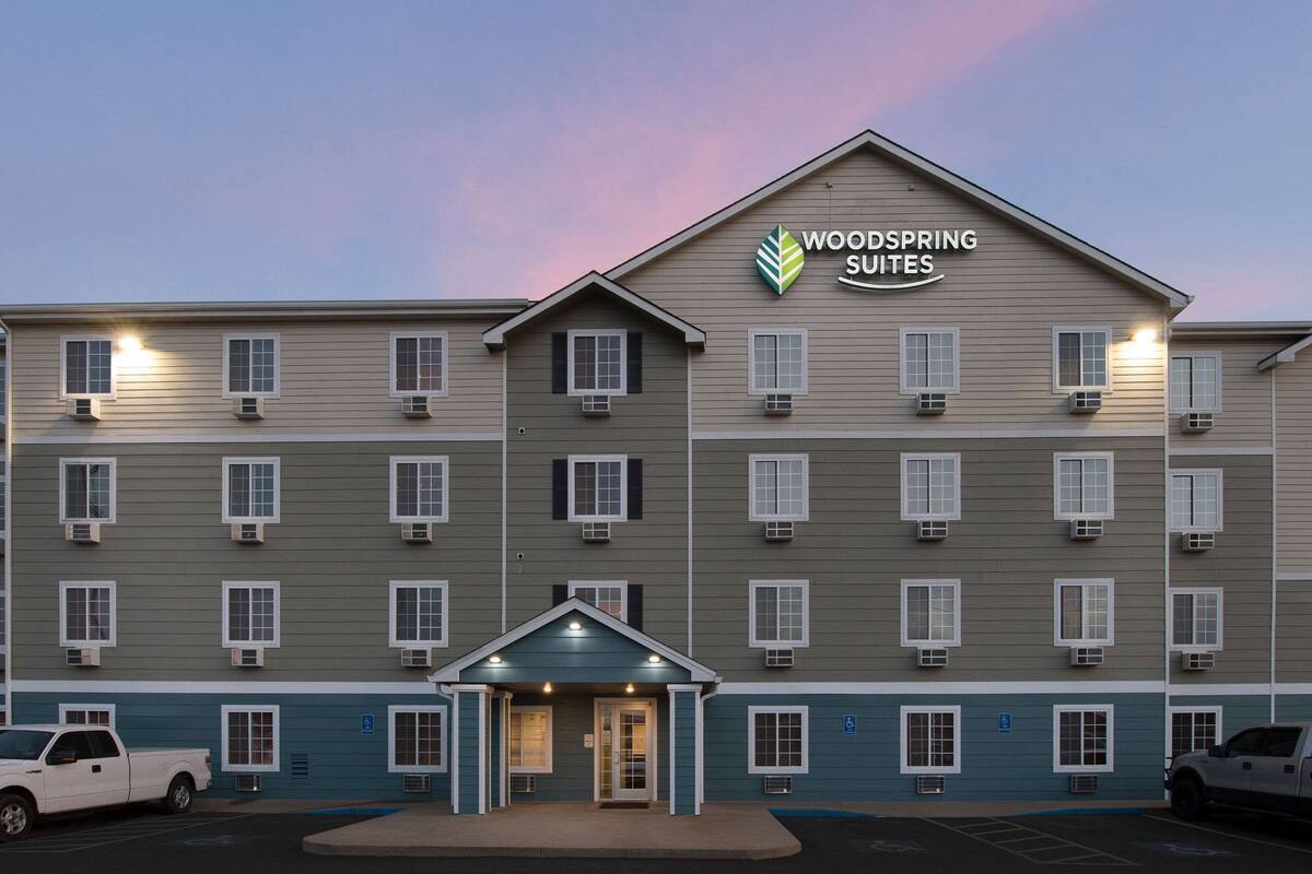 Woodspring Suites Oklahoma City Northwest In Oklahoma City Ok Expedia