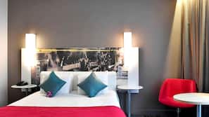 Minibar, in-room safe, desk, blackout curtains