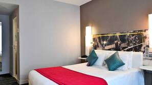 Minibar, in-room safe, desk, blackout curtains