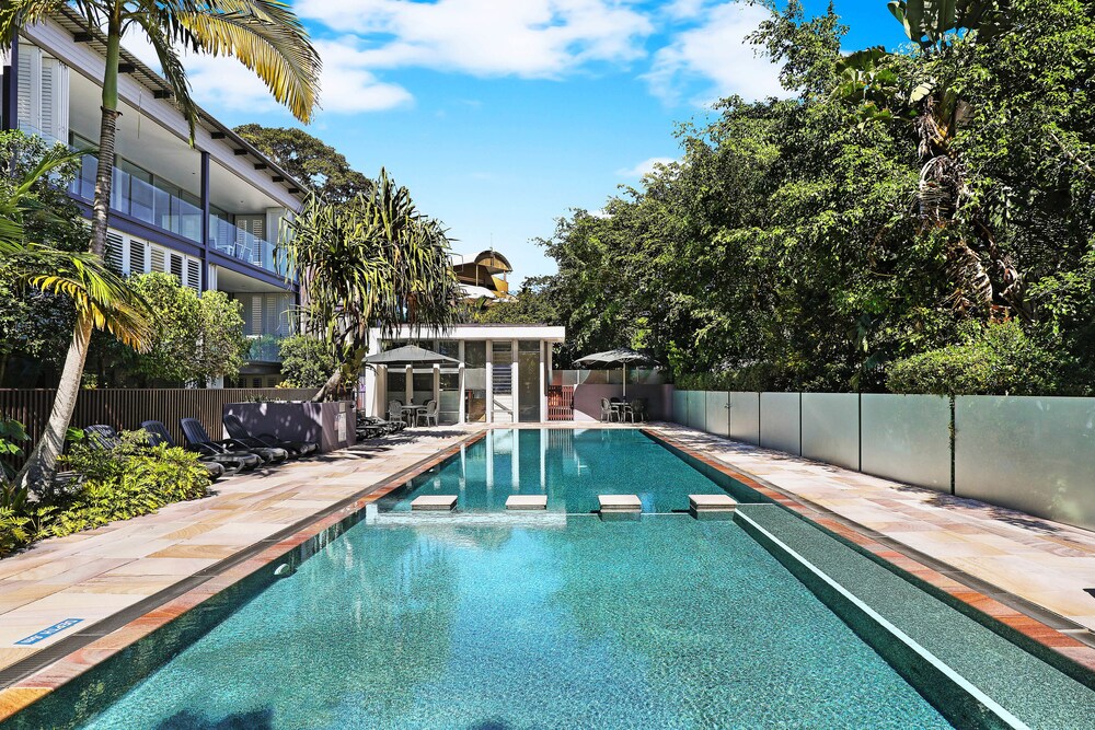 Outdoor pool, The Rise Noosa