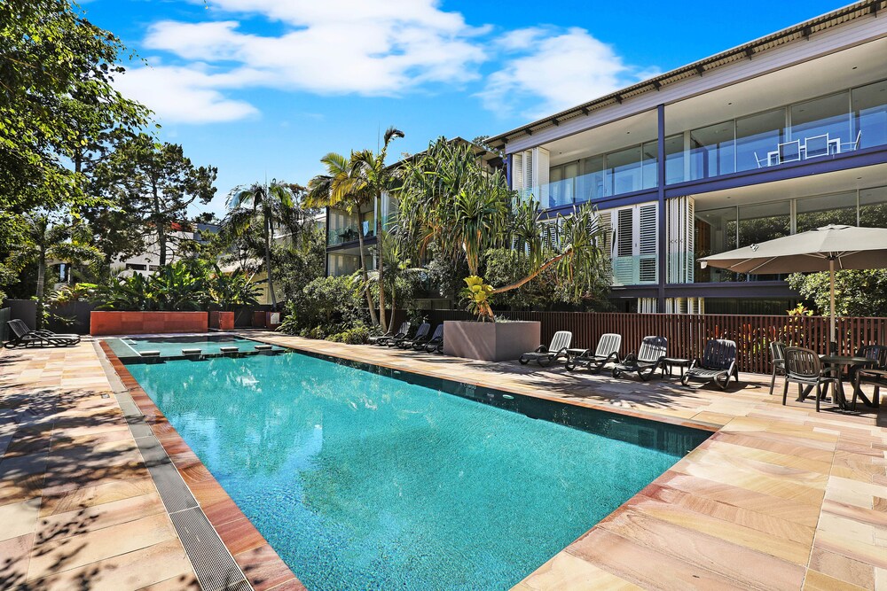 Outdoor pool, The Rise Noosa