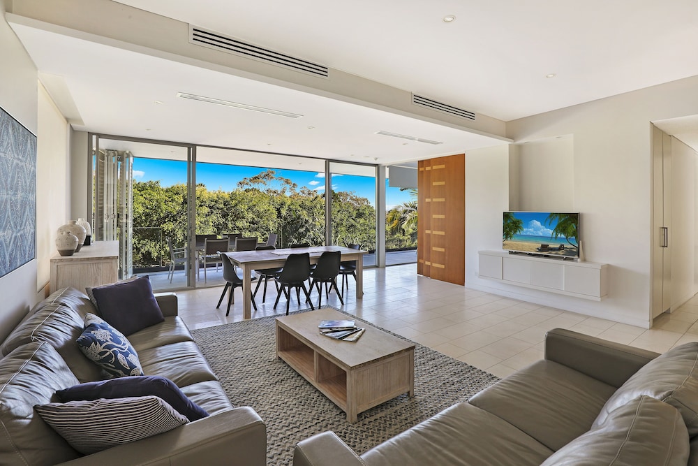 Room, The Rise Noosa