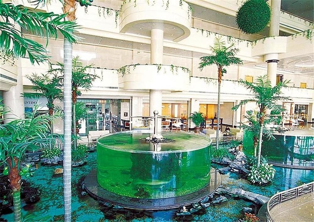 Lung Chuen International Hotel in Dongguan, China