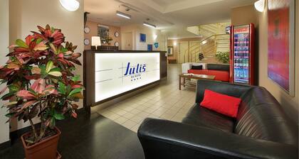 EA Hotel Juliš