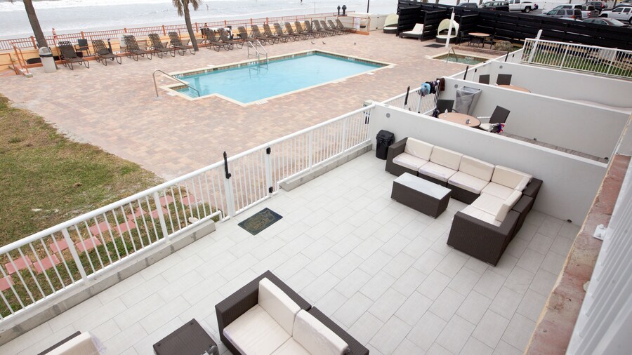 Beach House Inn