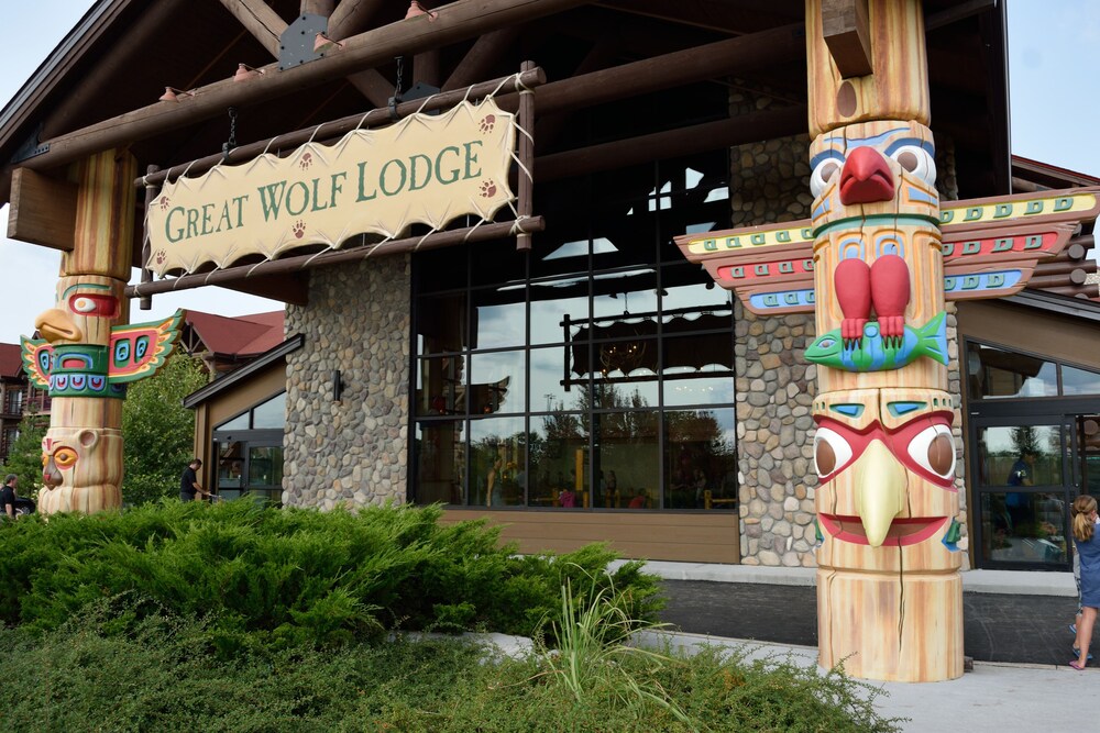 Great Wolf Lodge Niagara Falls Niagara Falls 2019 Room Prices Great Wolf Lodge Niagara Falls Niagara Falls 2019 Room Prices